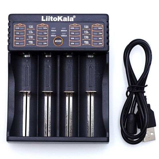 Зарядний пристрій для акумуляторів LiitoKala Lii-402 USB на 4 слоти із функцією Power Bank 04209 фото
