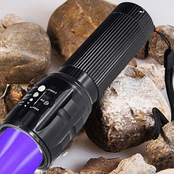 Ліхтар ручний з ультрафіолетовим світлом BL-8400UV, 1 режим, на батарейки 3&times;AAA, зум (фокус), батарейки в подарунок 00015 фото